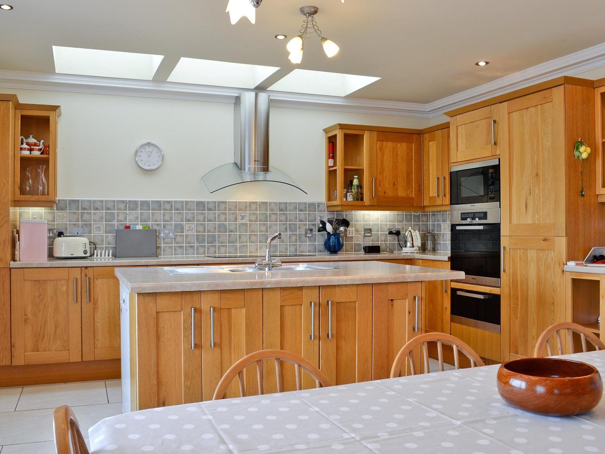 Waterside Villa Tighnabruaich Exterior foto